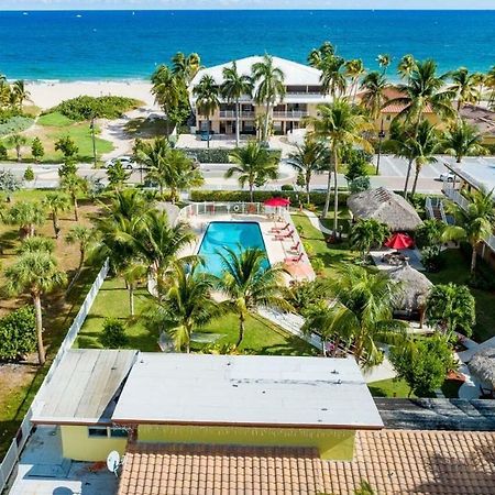 Oceans Beach Resort & Suites Pompano Beach Exterior photo