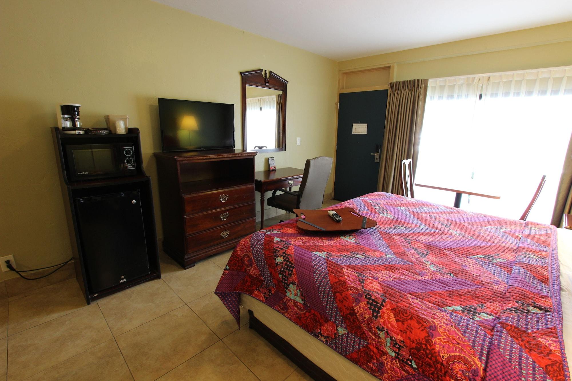 Oceans Beach Resort & Suites Pompano Beach Exterior photo