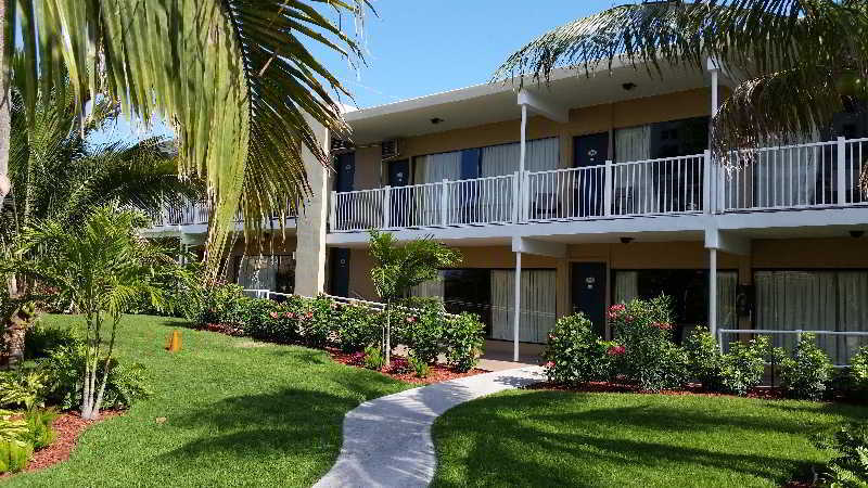Oceans Beach Resort & Suites Pompano Beach Exterior photo